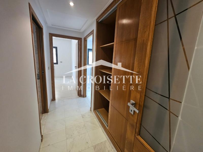 Appartement S+2 avec jardin à La Soukra
